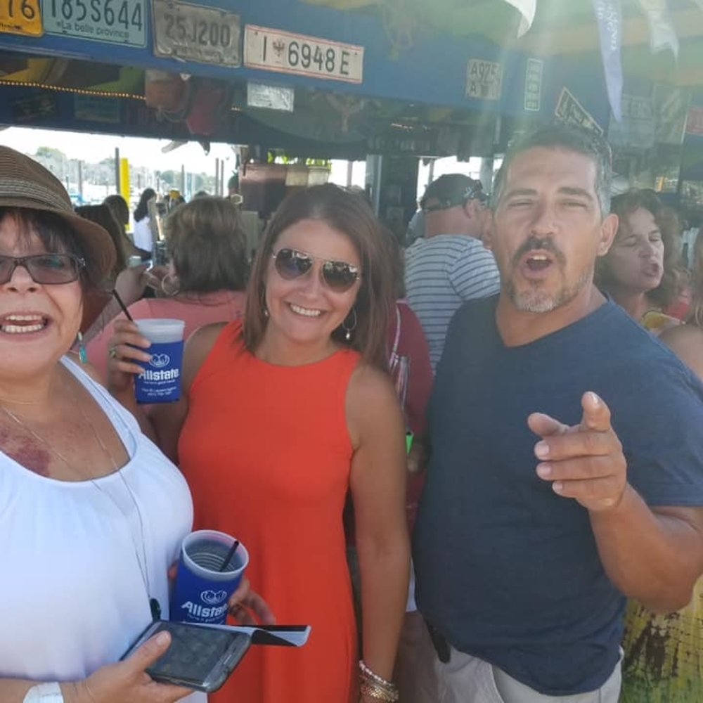 Meet your Posher, Robin